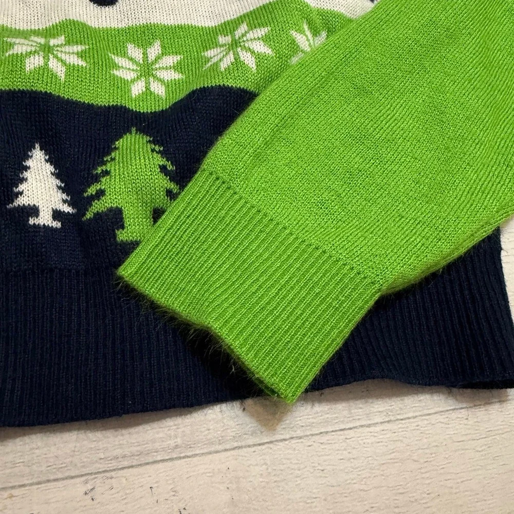 Seattle Seahawks men's Christmas‎ sweater size large